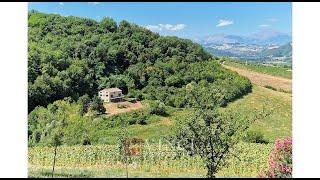 Casale La Quiete in vendita a Montalto delle Marche