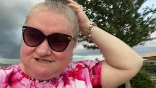 НАША ЖИЗНЬ ВО Флориде  САД - ОГОРОД  ВЕЧЕРОМ С МУЖЕМ ГУЛЯЕМ , ВЛОГ Америка .