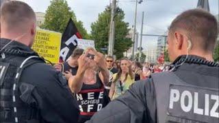 „Demokratie Verteidigen“ Demo Leipzig Antifa 25.08.24