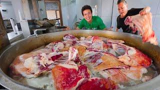 Shocking Chinese Street Food - JACUZZI SOUP in Xi’an, China!!