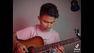 Zakyprt main gitar tik tok