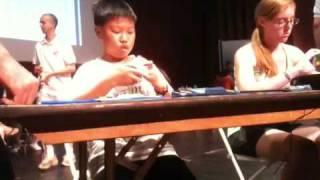 Taiwanese American Kid Solves Rubik's Cube