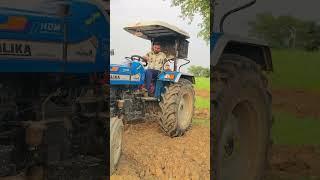 #stunt #ytshorts #newholland #sonalika #haryanvisong  #ford #jaat #tractor #newharyanvi #haryanvi