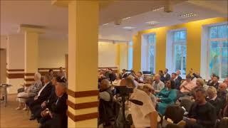 Танцует Фарангиз Бобогулова