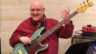 Real Bass Lessons 204 - R&B Groove in Db Minor