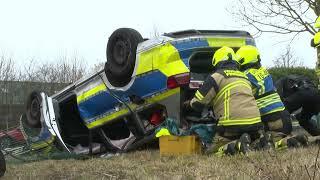 [Pinneberg] Streifenwagen überschlägt sich auf Einsatzfahrt