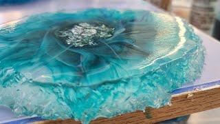 Making molds from Putty w/ crystal edges? WOW #siliconemold #diycrafts #epoxyresin