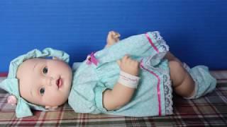 The Reluctant Reviewer and Kewpie83 show you Baby So Beautiful dolls