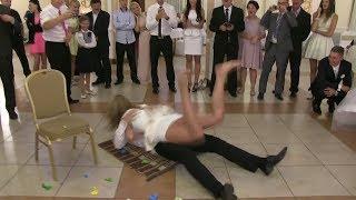 Russian wedding. Woman Bomber - Funny wedding competition