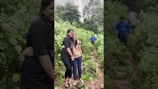 #waterfall #friendsforever #travel #trending #viralvideo #viralshorts #mangeli #minivlog #mausam