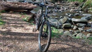 Riding new trails with the Giant Talon 4!