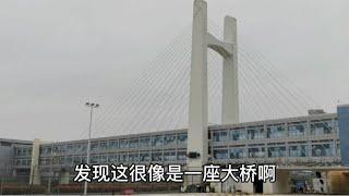 乘坐深圳地铁四号线，到达终点站福田口岸，对面就是香港