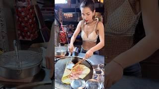 Special Menu with Puy Roti Lady Bangkok Thailand - Thai Street Food
