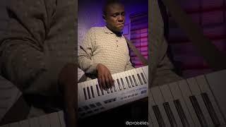 “This ‘Lonely at the Top’ Cover on Keytar is Just Beautiful ”