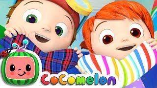 The Socks Song | CoComelon Nursery Rhymes & Kids Songs