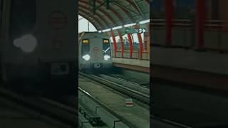 Metro Travel in Delhi | #metro #travel #delhi #delhimetro #travelvlog #minivlog | @Saartthaak