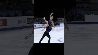 Horrible Accident Waiting To Happen in Ice Skating #shorts #youtubeshorts #femaleiceskater