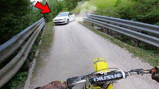 Dirtbike UNDERCOVER Police Getaway - Cops Chase Motorcycle 2023