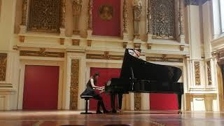 Sissi Zhang plays Chopin etude No. 1