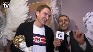 Премия "Лидеры эпохи". 11.11. Интервью. Андрей Бурковский - актер, Геннадий Лернер - тележурналист.