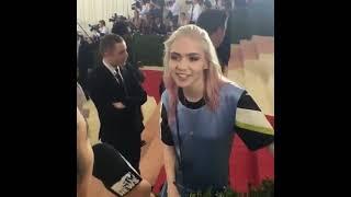 Grimes - MTV @ Met Gala Interview (2016)