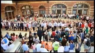 St Patrick's Day Flashmob in Sydney by Tourism Ireland