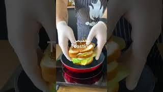 كلوب ساندويش club sandwich بيض افطار  breakfast #اياد_رافع #eiad_rafa #food #طبخ #وصفات #اكل