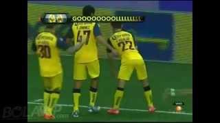 Gol de Paul Aguilar - Chivas vs América - Torneo Clausura 2012 - YouTube.flv