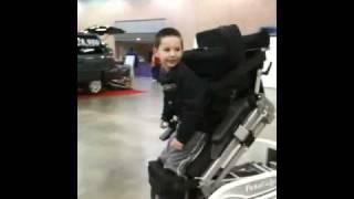 Paragolfer  wheelchair spinnining Kid