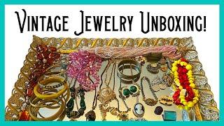 Vintage Jewelry - finding treasure in boxes from my local antique store!️️️