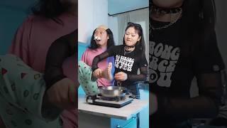 Korean Style Maggi ASMR Cooking #shorts #asmr #crunchytreats #food #cooking #streetfood #maggi