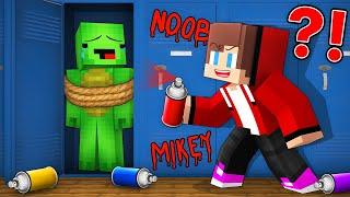 How JJ Pranked Mikey at School in Minecraft (Maizen)