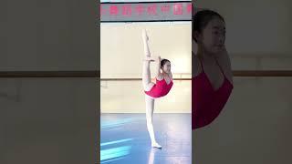 ダンサーにとって忘れられない瞬間#柔軟性トレーニング#教室のハイライト#基礎スキルトレーニング