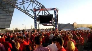 Calling the Hogs at the Cotton Bowl!