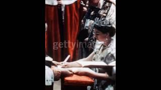 Queen Elizabeth II signs the form of oath at her coronation #royalfamily #queenelizabethii