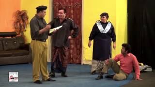 HARAMI POLICE WALEY - NASIR CHINYOTI & NASEEM VICKY - PAKISTANI STAGE DRAMA FULL COMEDY CLIP