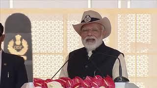 PM Modi narrates a hilarious story on how to deal with VIP culture!