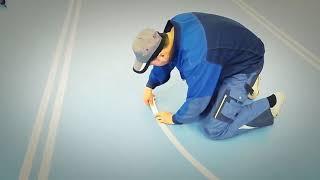 Укладка спортивного линолеума Gerflor Recreation и нанесение разметки \ краткое видео