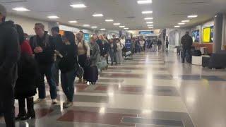 Christmas travel rush hits Richmond airport