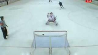 Mattias Weinhandl penalty shot