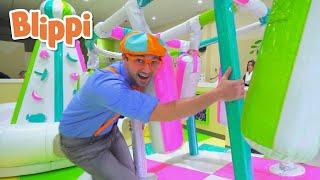 Blippi besucht einen Hallenspielplatz | Kinderlieder und Cartoons | Blippi | Moonbug Kids Deutsch