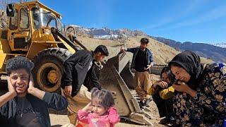 Muhammad helps Sajjad clean up his father's farm and declutter the farmyard.