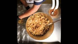 Ici on cuisine ! Un menu étoilé dans les lycées : crumble aux poires