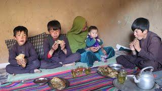 Village life in Afghanistan | Daily Routine Life Documentary | Cooking Potato and Leek Bolani