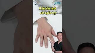 Giảm đau ngón tay bằng bài tập này | Bác Sĩ Trần Minh #short #shorts #bacsitranminh