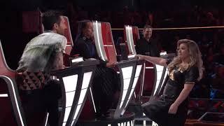 Kelly Clarkson Funniest Moments on The Voice