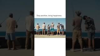 La joie est la forme la plus simple de gratitude.الفرح هو أبسط أشكال الامتنان.