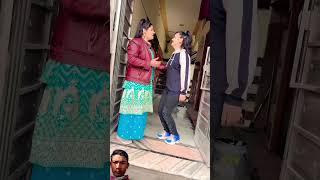 #tu Mohabbat kar le lakhon se#Delhi kaun kaun sa cartoon#video acchi Lage to like Holi jarur Karen 