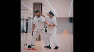 Shotokan Karate self-defense techniques against (wrist grabbing) easy to learn - Usu