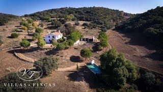 SOLD Authentic 16th century cortijo with quality bungalow